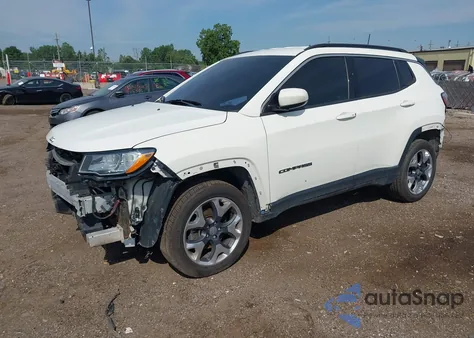 2018 Jeep Compass Latitude 4X4 from USA, damaged, VIN 3C4NJDBB1JT282193